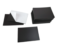 Rektangulär 44,5x70mm självhäftande magnet