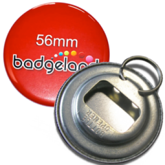 Flasköppnare med ring till nycklar