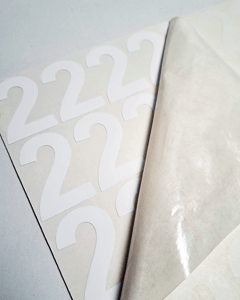 Dekalark med nummer 2 Vit