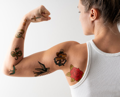 Veganska tatueringar på ark