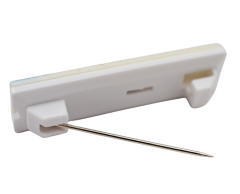 Nål till namnskyltar: Vit hållare med säkerhetsnål (påse med 100 stycken)